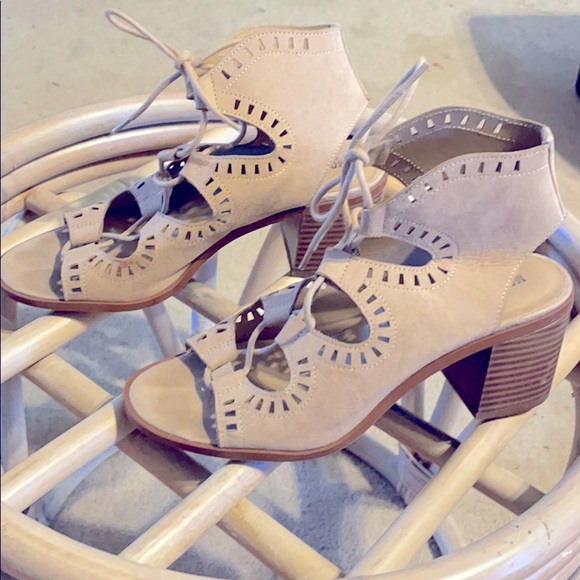 Mossimo Supply Co. Shoes - Spring heels
